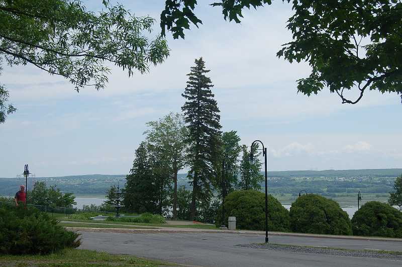 Canada East Tour 2006095.JPG - Vegetation was lush and emerald green from the previous week's rains & the cool weather.